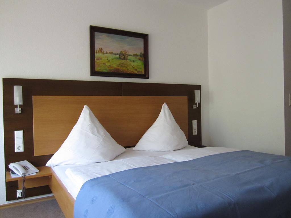 Hotel Waldparkstube Bad Schönborn Kültér fotó