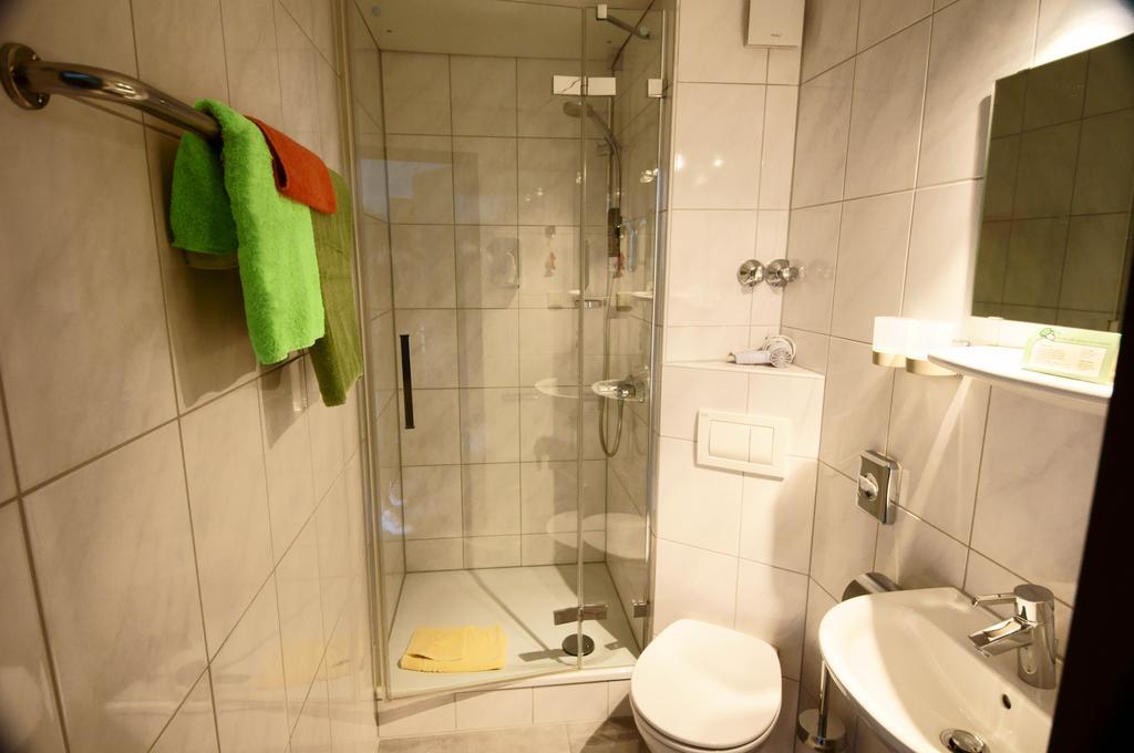 Hotel Waldparkstube Bad Schönborn Kültér fotó
