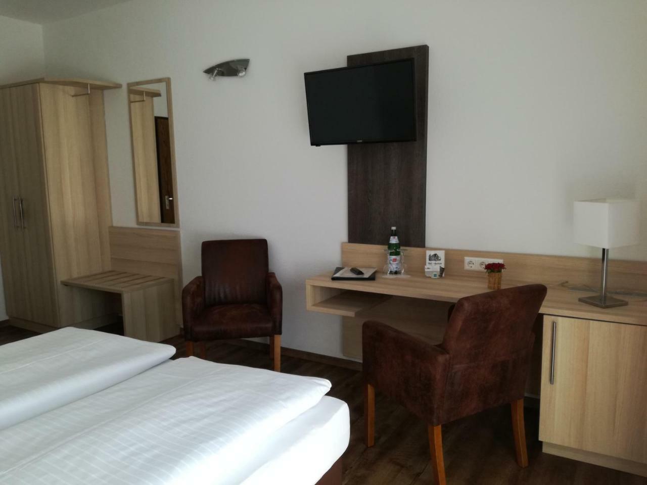 Hotel Waldparkstube Bad Schönborn Szoba fotó