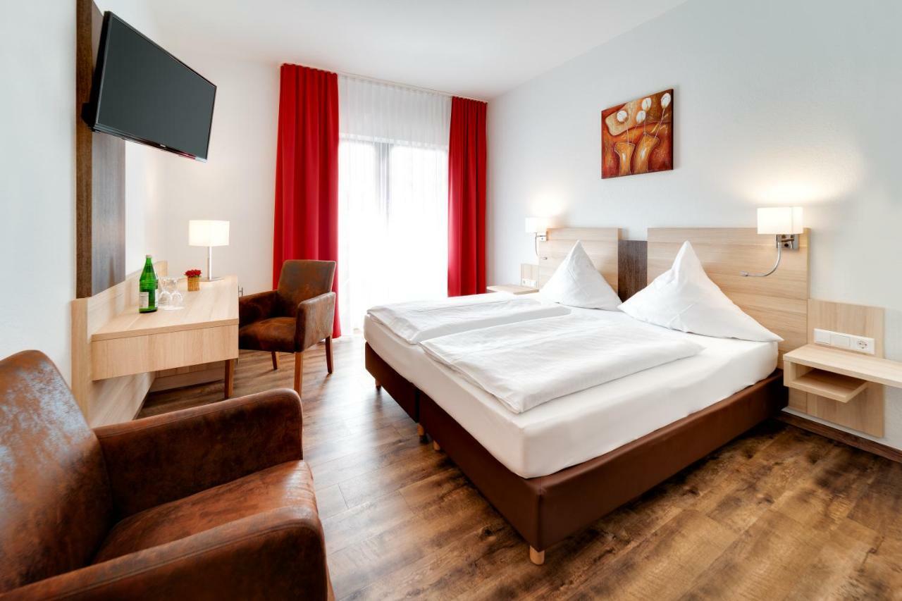Hotel Waldparkstube Bad Schönborn Kültér fotó
