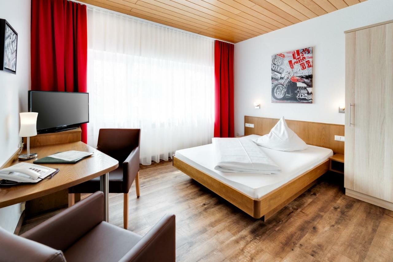 Hotel Waldparkstube Bad Schönborn Kültér fotó
